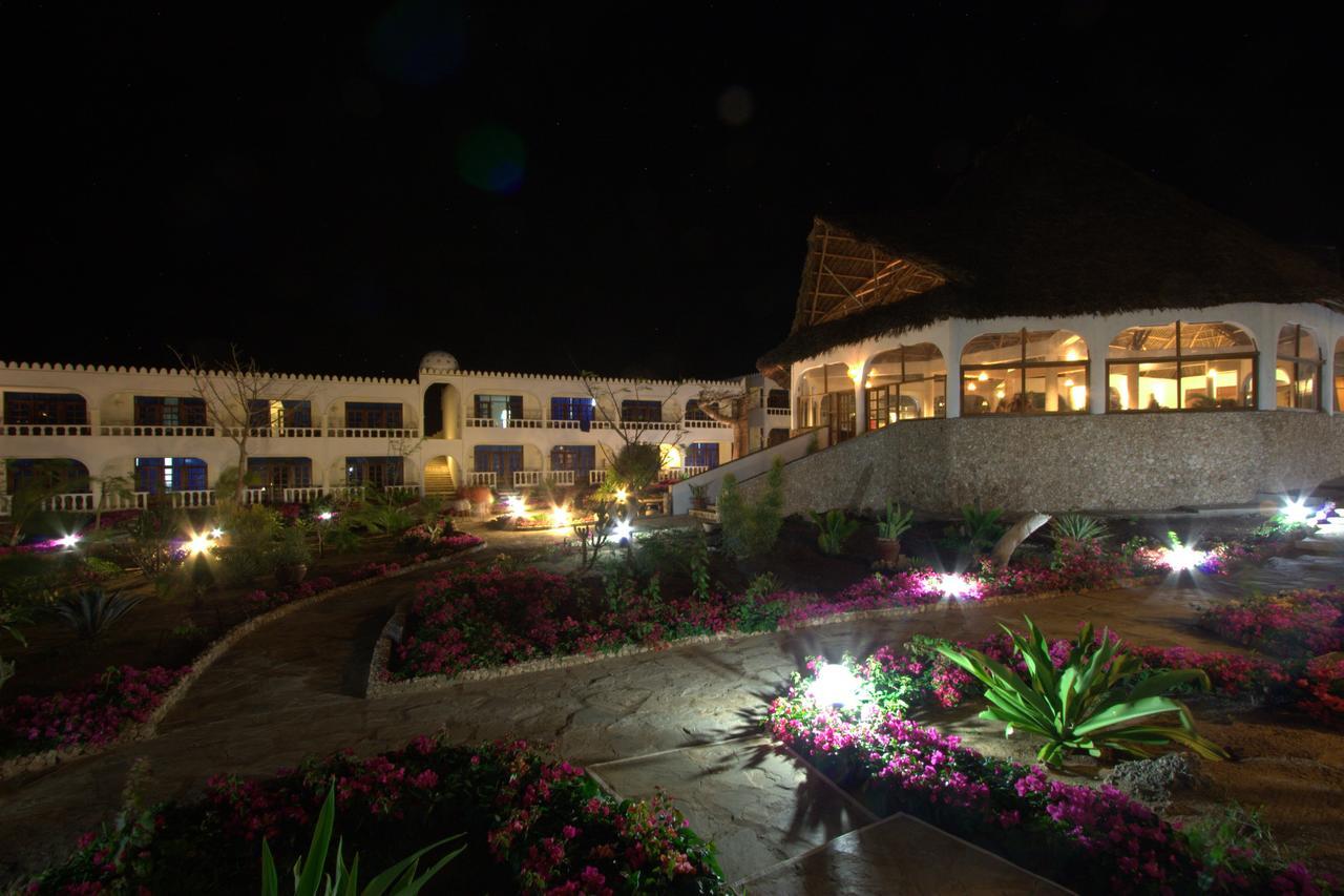 Jumbo Watamu Hotel Eksteriør billede